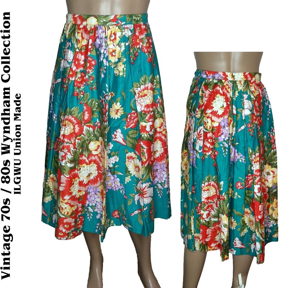 Vintage 70s Hawaii Floral Print Pleated Midi Skirt ILGWU Size 8